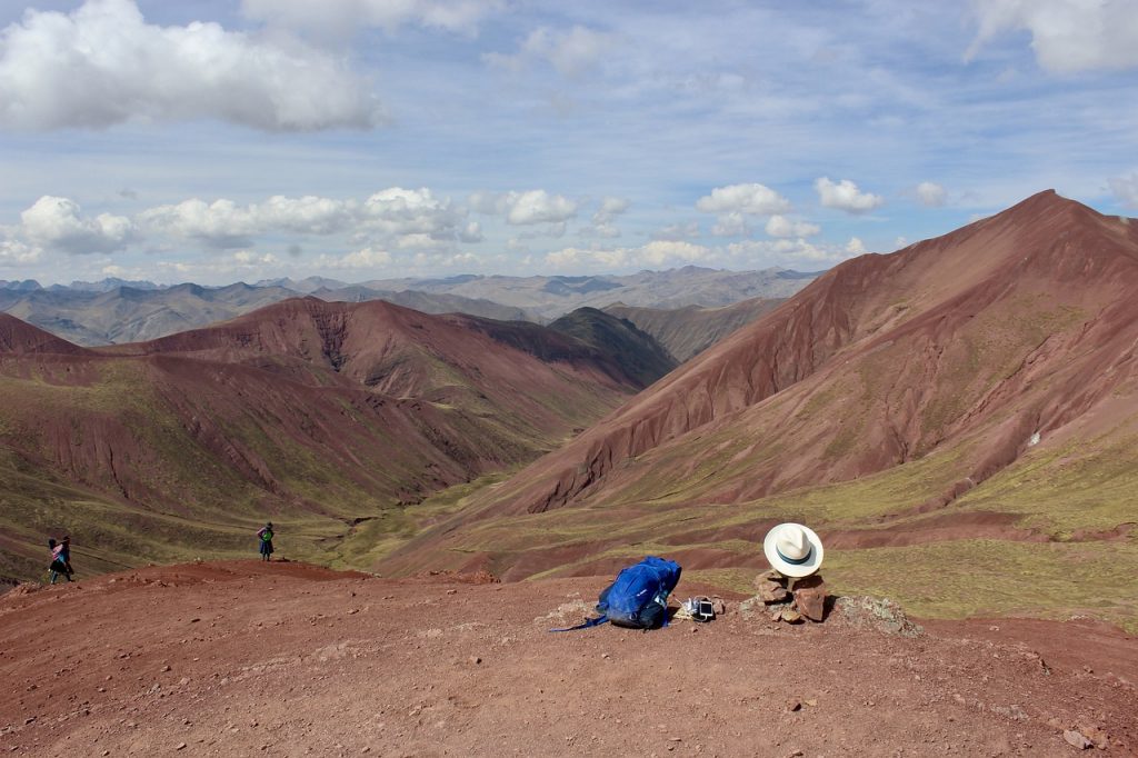 vinicunca, hat, mountains-2702790.jpg